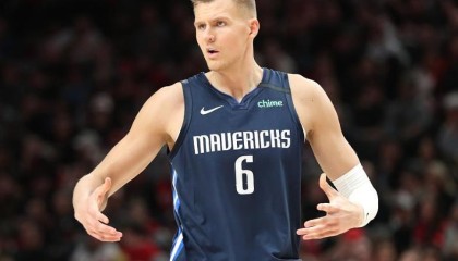  老鹰,特雷杨,超远,三分,绝平,点燃激情